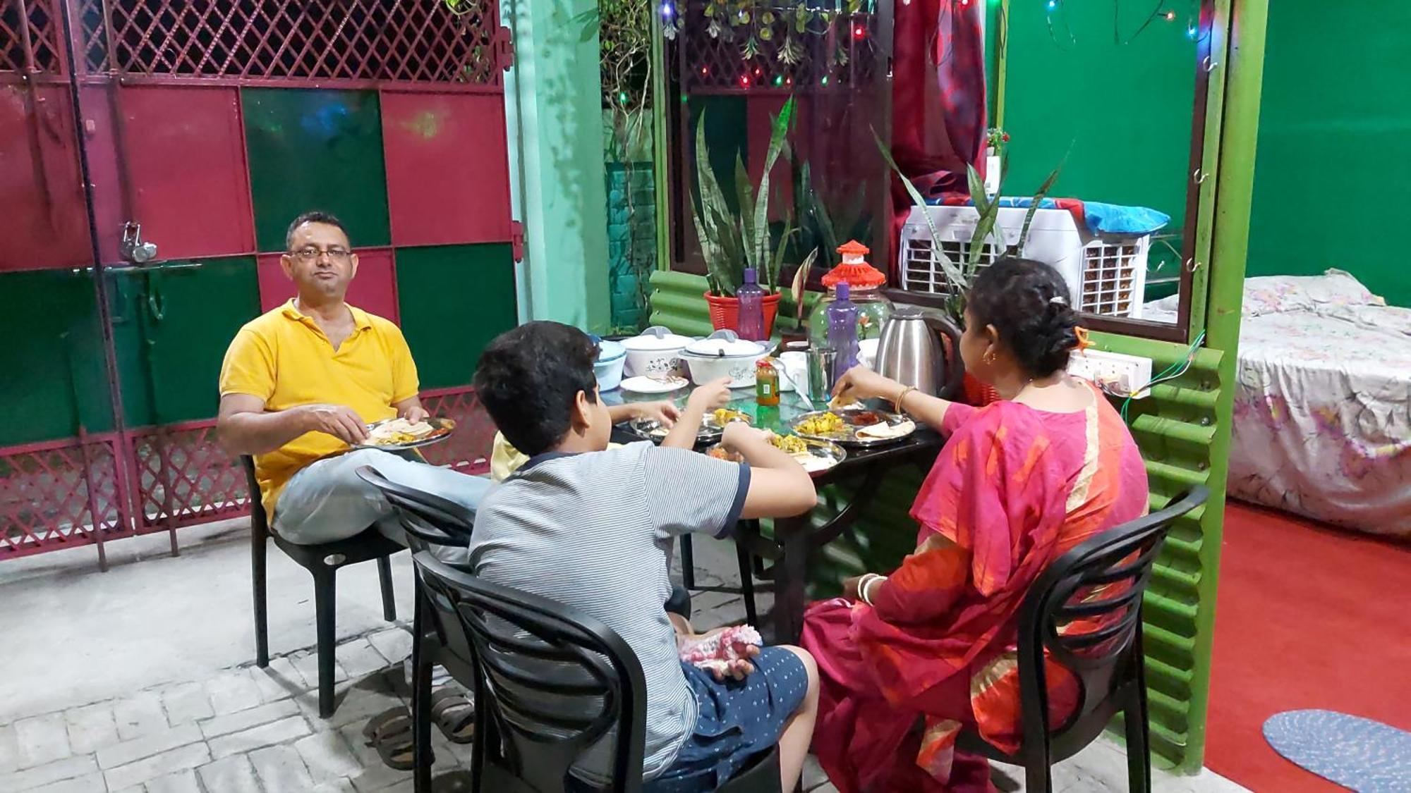 Green View Homestay 西里古里 外观 照片